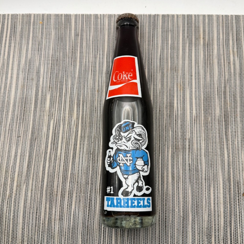 UNC Tar Heels 1982 NCAA Champions Coca Cola Bottle 10 Oz Capped Rusted Cap